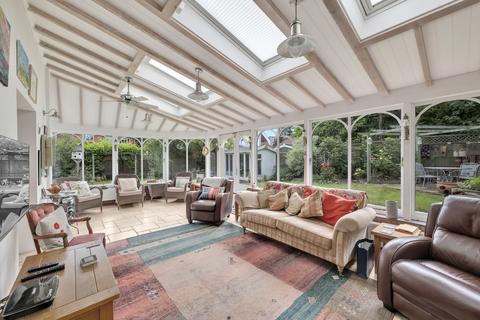 4 bedroom detached house for sale, Heathfield, Chislehurst BR7
