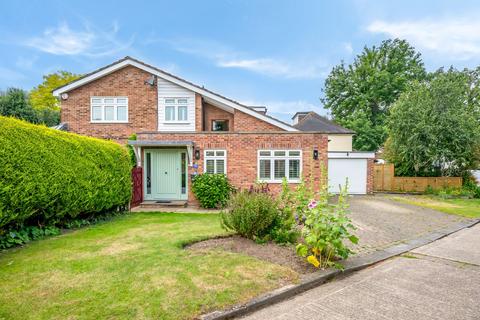 4 bedroom detached house for sale, Heathfield, Chislehurst BR7