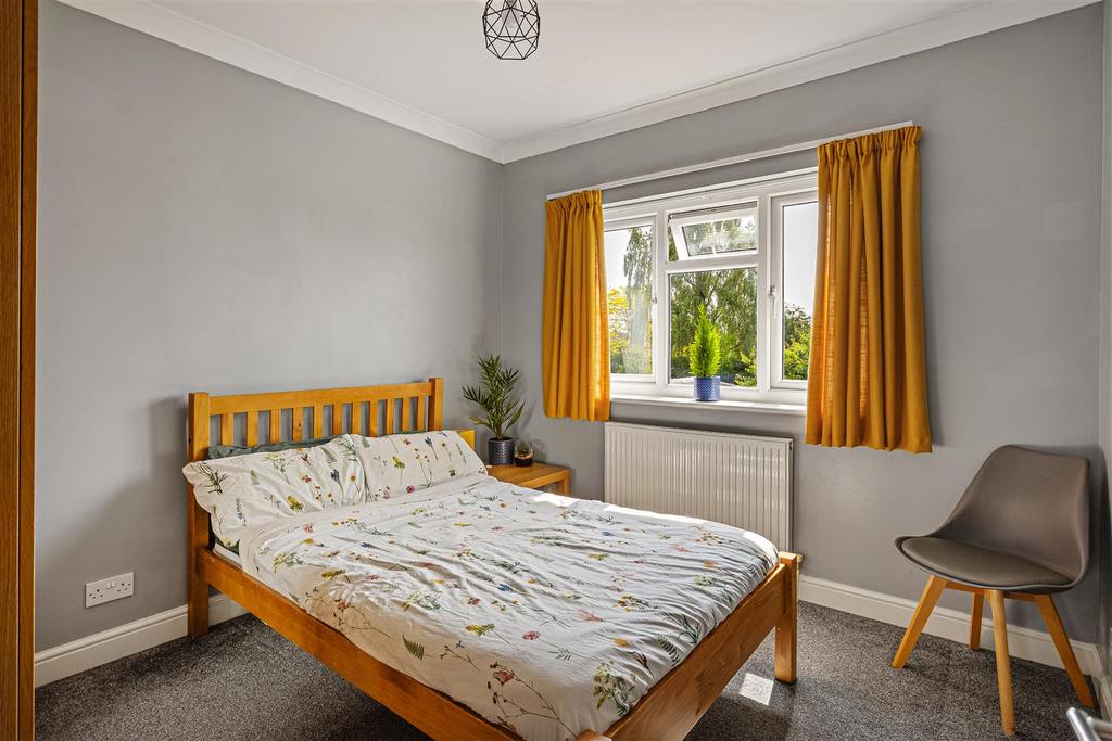 554 Huntington Road 67.jpg