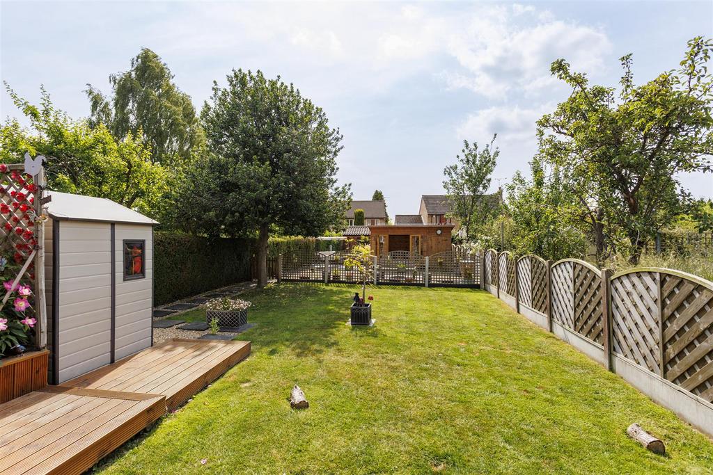 554 Huntington Road  4.jpg