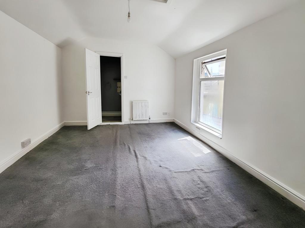 Be941b95-Bedroom 20 O