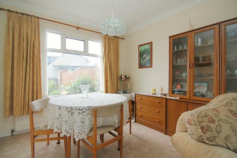 3 bedroom semi-detached house for sale, Greenville Drive, Low Moor, Bradford, BD12