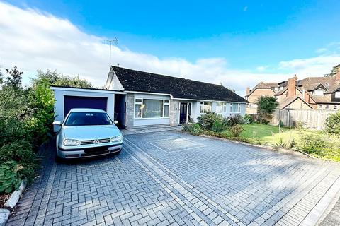 4 bedroom detached bungalow to rent, Southbank Road, Hereford HR1