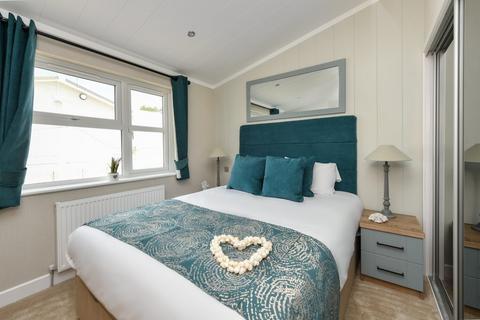 3 bedroom park home for sale, The Warren Resort and Spa