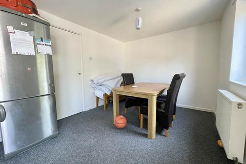 3 bedroom end of terrace house for sale, Olympic Close, Luton LU3