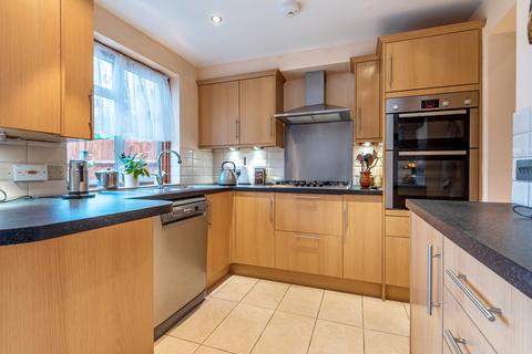 3 bedroom terraced house for sale, Thurleston Avenue, Morden SM4
