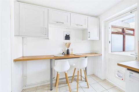 65 Cannons Gate, Clevedon, BS21 5HY