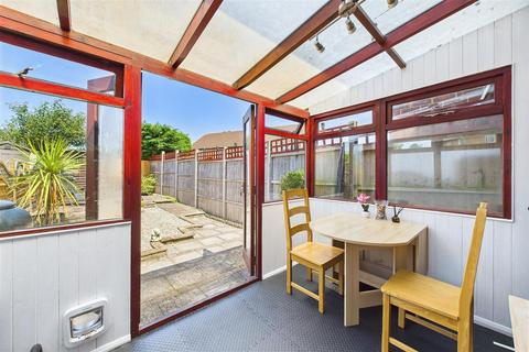 65 Cannons Gate, Clevedon, BS21 5HY