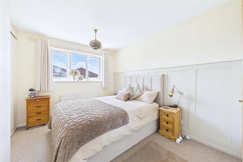 65 Cannons Gate, Clevedon, BS21 5HY