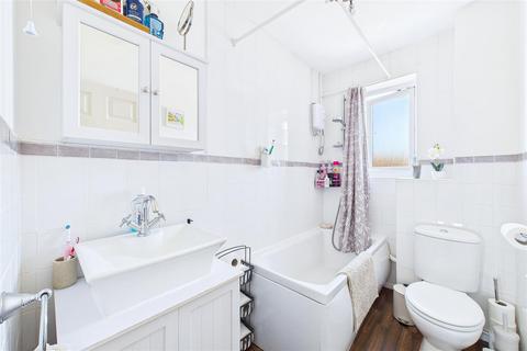 65 Cannons Gate, Clevedon, BS21 5HY