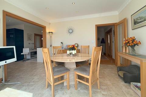 West Winds, 5 The Mount, Monmouth, NP25 3AB