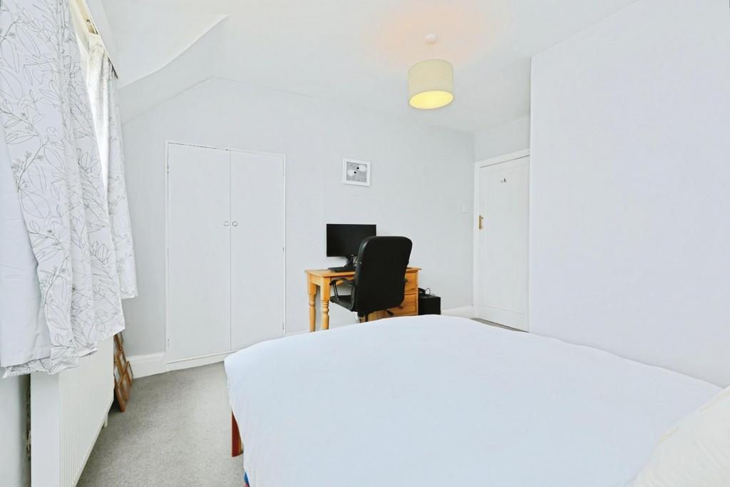 Bedroom no.2