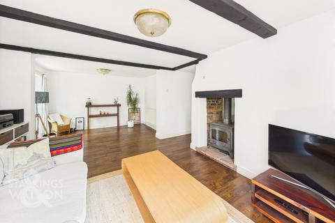 Sandhole Lane, Little Plumstead, Norwich