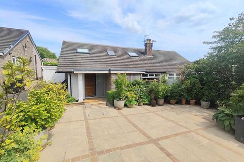 3 bedroom semi-detached house for sale, Norton Close, Halifax HX2