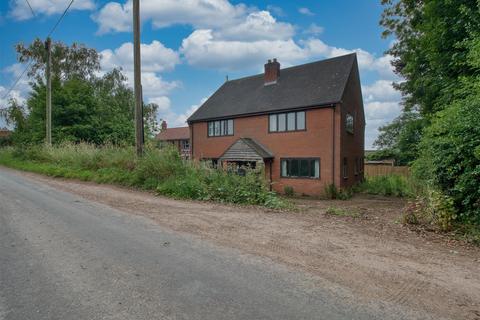 3 bedroom detached house for sale, Bank House, Yoxall Road, Hamstall Ridware, Rugeley, WS15 3SD