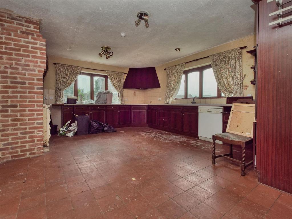 P1145963 hdr.jpg
