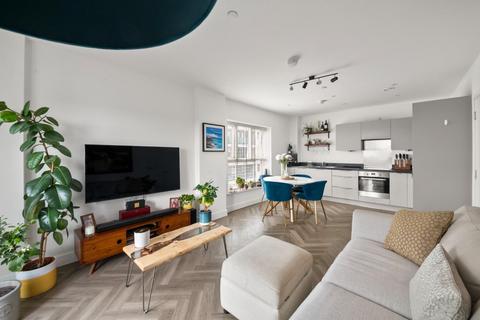 2 bedroom flat for sale, Bluenote Apartments, Blyth Road, Hayes