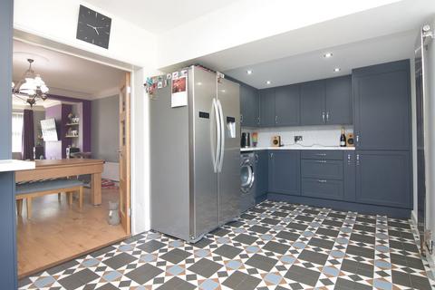 2 bedroom terraced house for sale, Kings Avenue, King's Lynn PE30