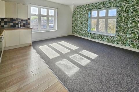 2 bedroom apartment for sale, Madeira Road, Totland Bay, Isle of Wight