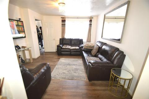 3 bedroom terraced house for sale, Cories Close, Dagenham