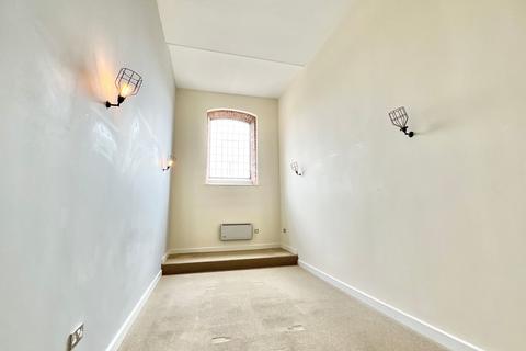 2 bedroom apartment for sale, High Street, Stoke-On-Trent ST10