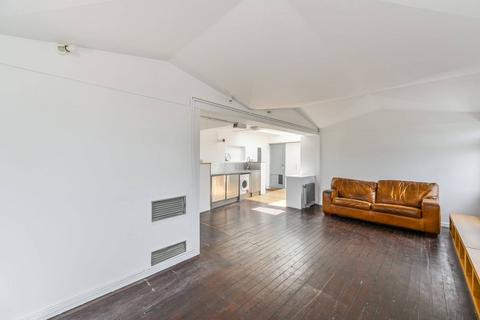 1 bedroom flat for sale, Brandon Estate, Oval, London, SE17