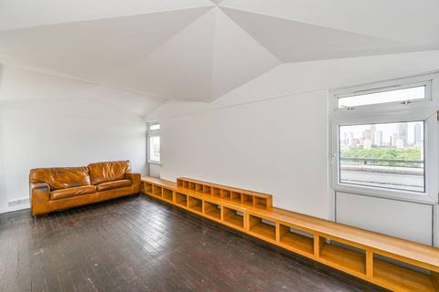 1 bedroom flat for sale, Brandon Estate, Oval, London, SE17