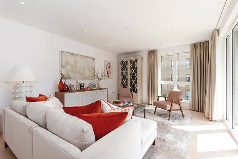 3 bedroom apartment to rent, Pinewood Gardens, Teddington, TW11