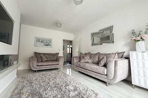 11 Agincourt, Houghton Le Spring, DH4 4ZJ