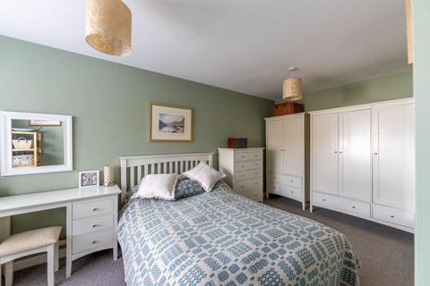 2 Cragside, Corbridge, NE45 5EU