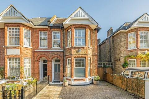 31 Witham Road, Isleworth, TW7 4AJ