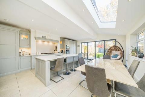 31 Witham Road, Isleworth, TW7 4AJ