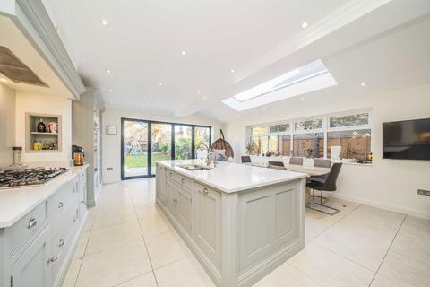 31 Witham Road, Isleworth, TW7 4AJ