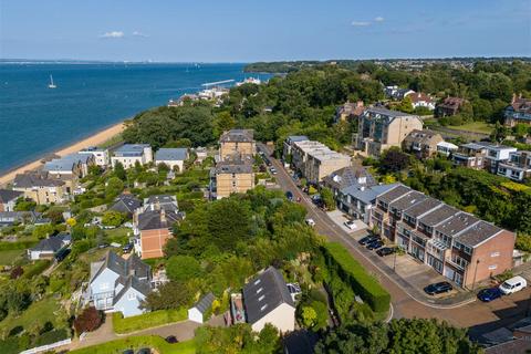 undefined, Cliff Road, Cowes PO31