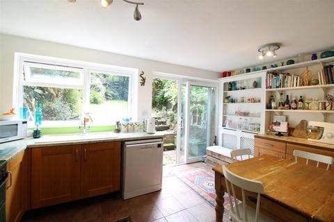 undefined, Cliff Road, Cowes PO31