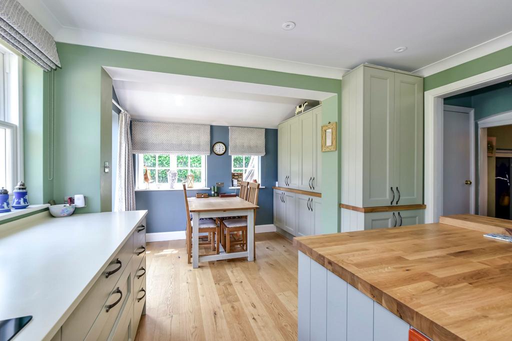 Kitchen-Breakfast Room