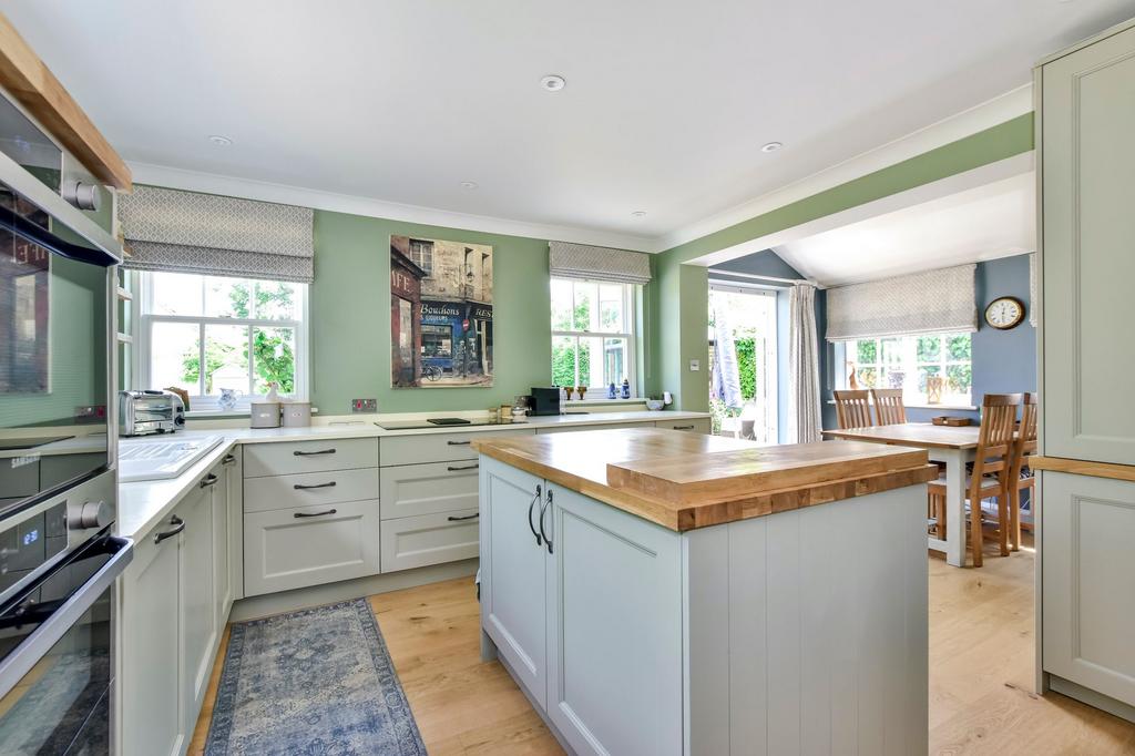 Kitchen-Breakfast Room