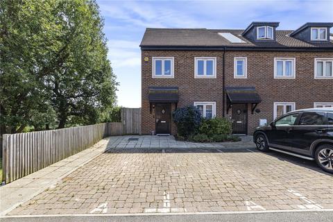 48 Hill View Drive, Welling, DA16 3RS