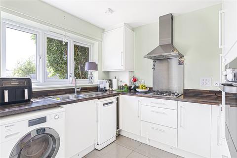48 Hill View Drive, Welling, DA16 3RS