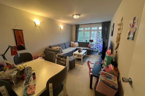 1 bedroom flat for sale, Witham Road, Isleworth