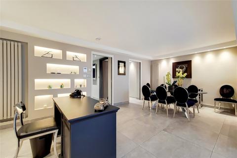 undefined, Court Close, St Johns Wood Park, St Johns Wood, London, NW8