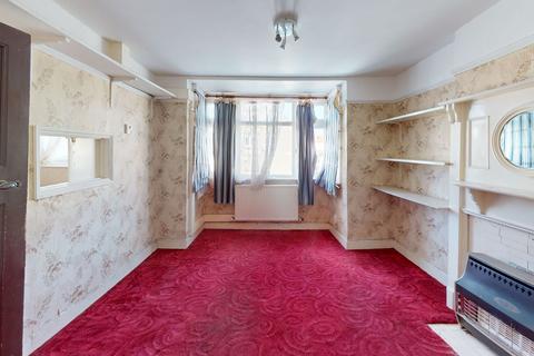 6 Broadview Road, London, SW16 5AU