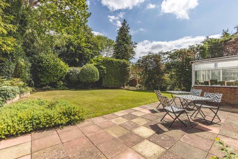 2 bedroom detached bungalow for sale, Denham UB9