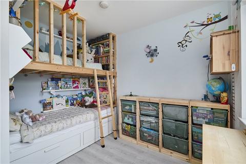 4 Stonedene, Leeds, LS6 4NU