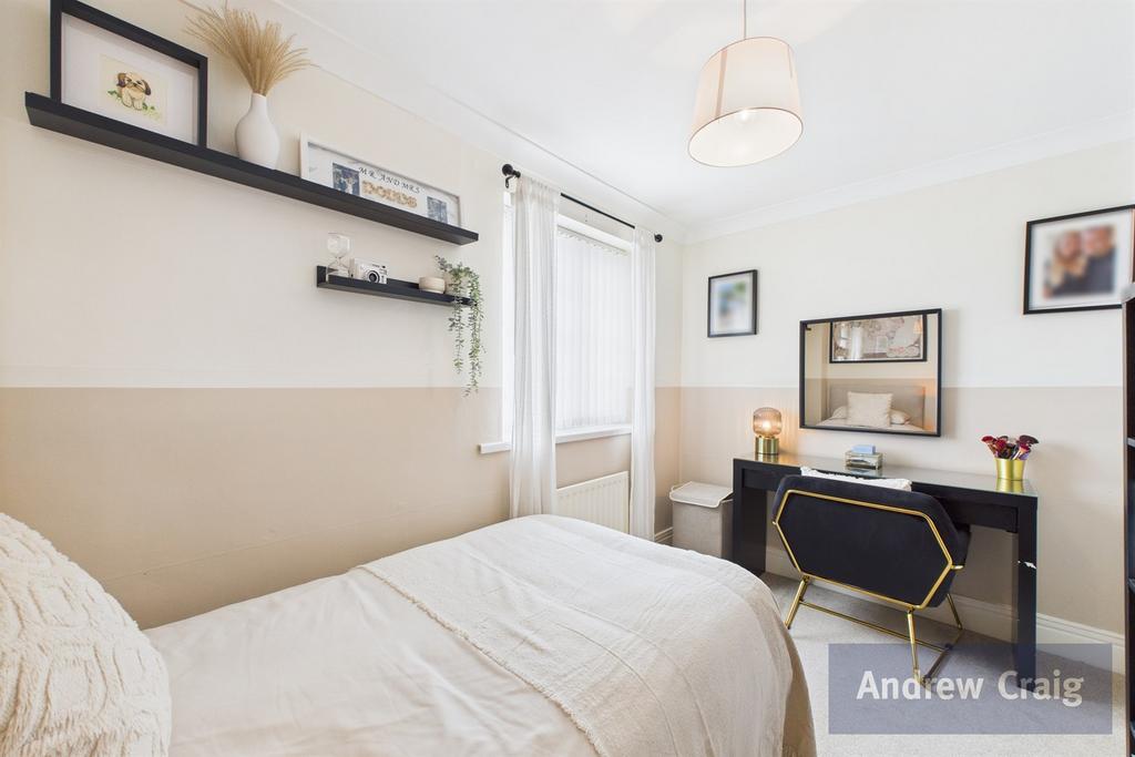 Rear Bedroom