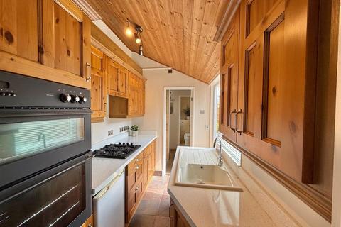 12 Gresham Road, Brentwood, CM14 4HN