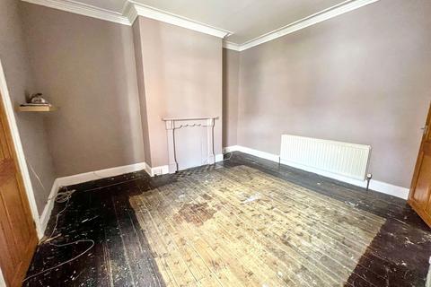 2 bedroom ground floor flat for sale, Donkin Terrace, North Shields, Tyne and Wear, NE30 2HF