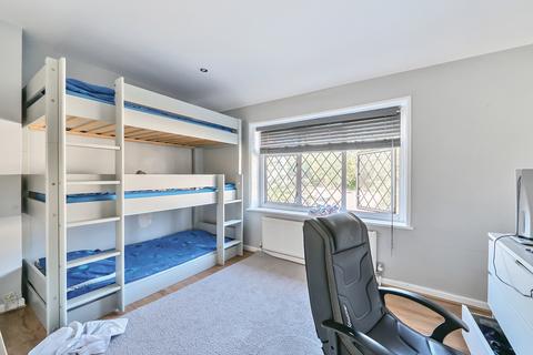 undefined, Peterborough Road, Carshalton SM5