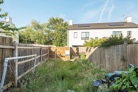 undefined, Peterborough Road, Carshalton SM5