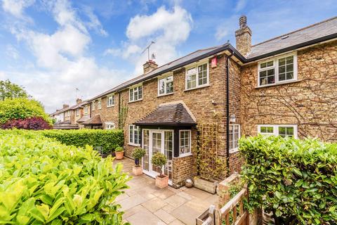 undefined, Portsmouth Road, Thames Ditton KT7